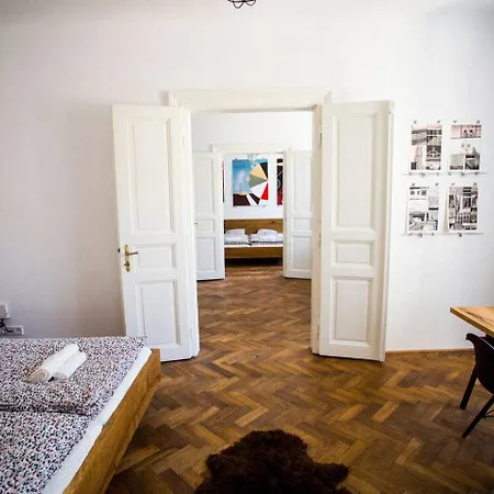 Bright Stylish Apartment