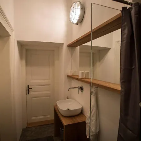 Apartment Bright Stylish Prague