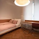 Bright Stylish Apartamento Praga
