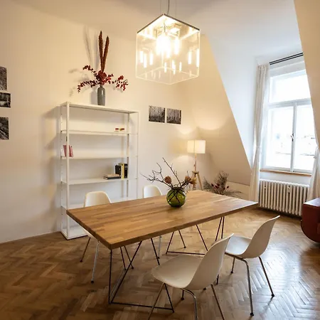 Bright Stylish Appartement Praag